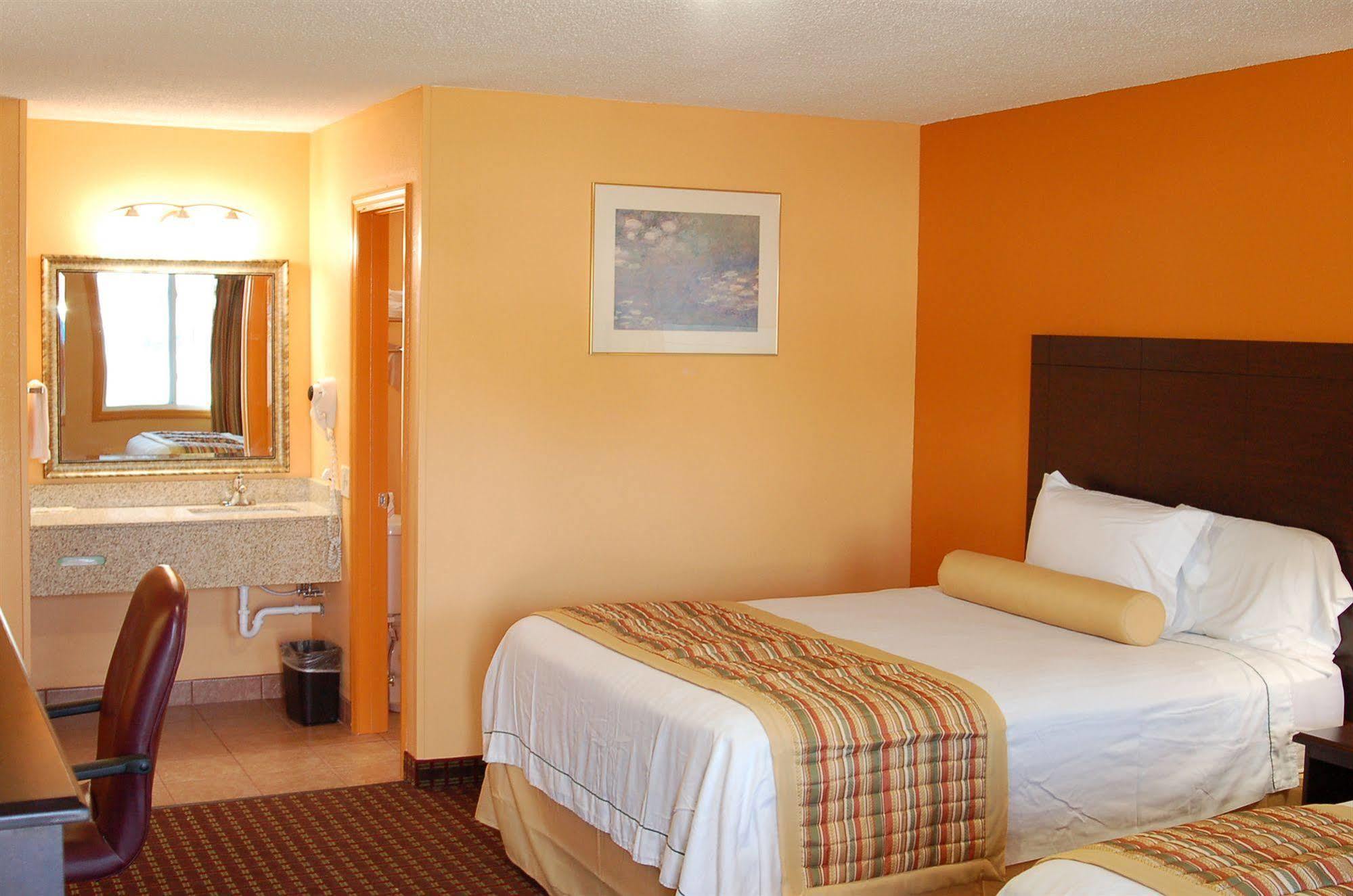 Budgetel Inn Glens Falls-Lake George-Saratoga 외부 사진